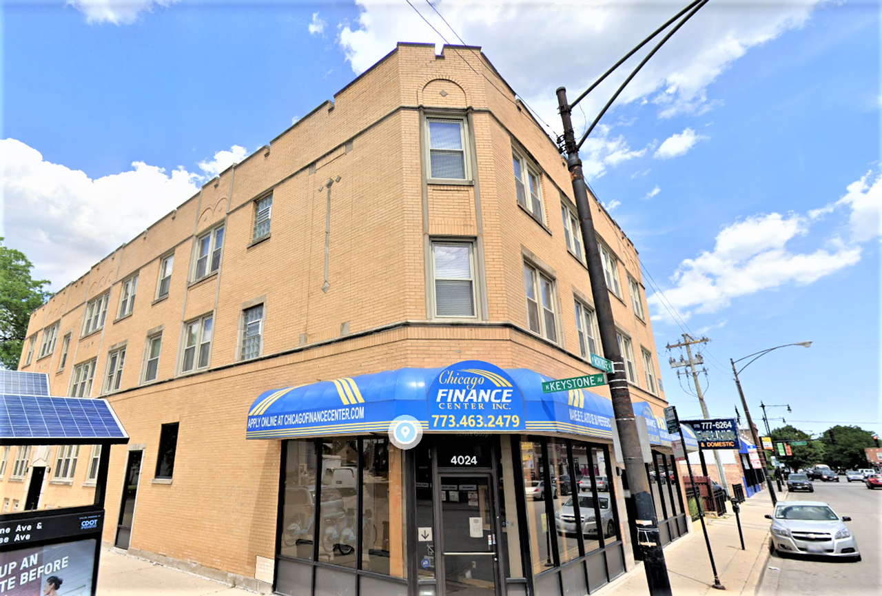 4022 W Montrose Ave - Photo 2 of 3