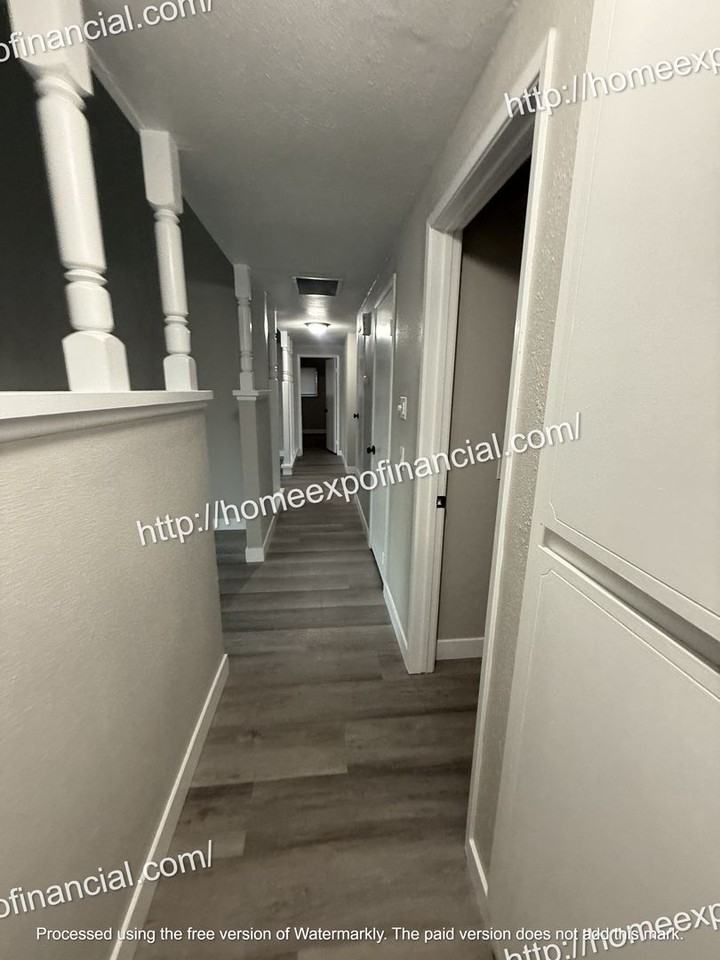 2805 Jane St - Photo 3 of 36