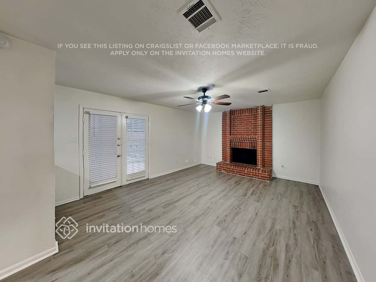 16206 Elm Point Ct - Photo 4 of 21