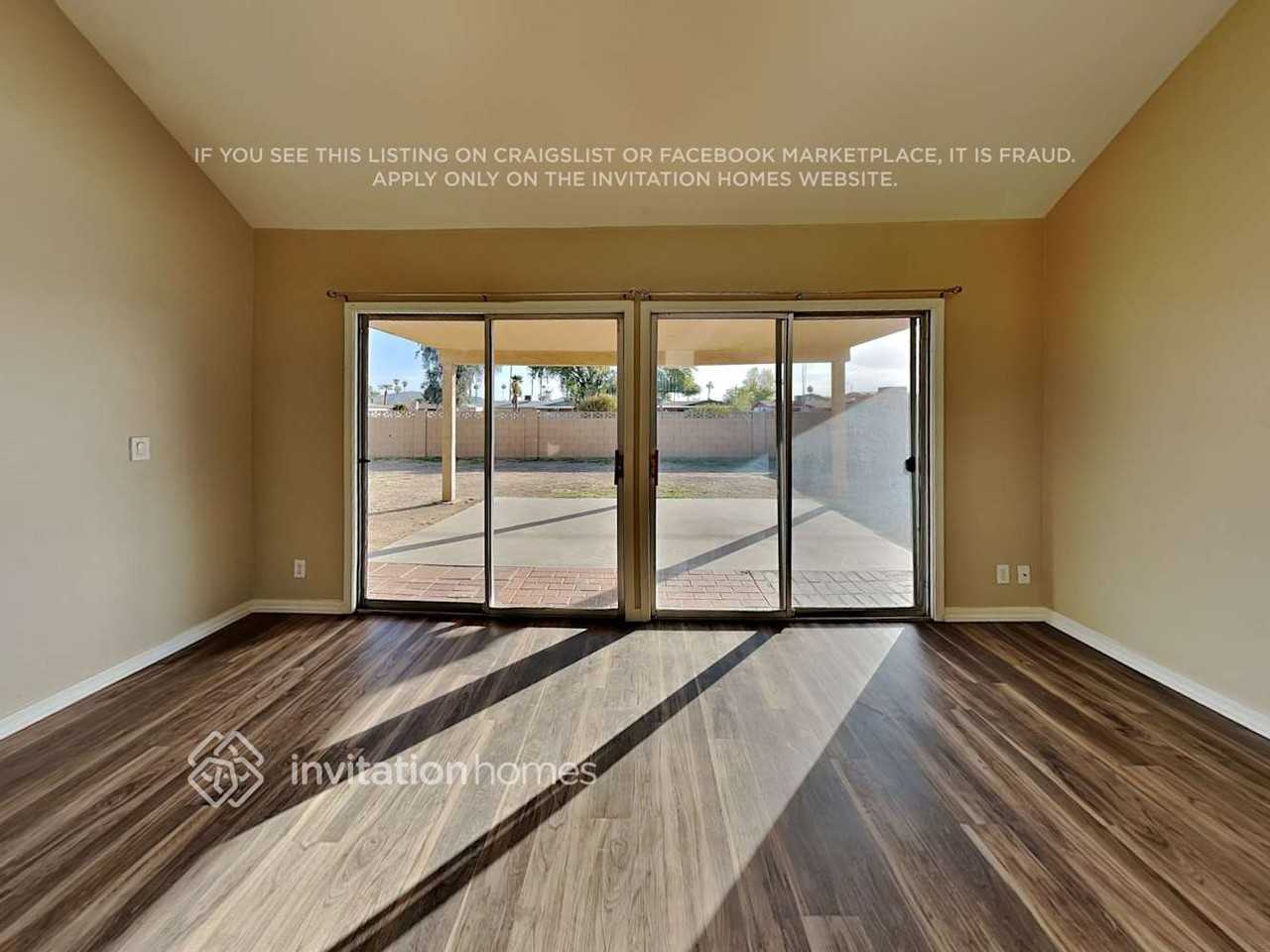 9651 N 35th Dr - Photo 3 of 17