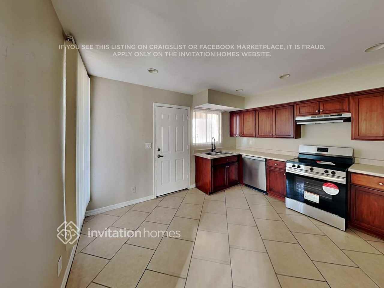 9651 N 35th Dr - Photo 7 of 17
