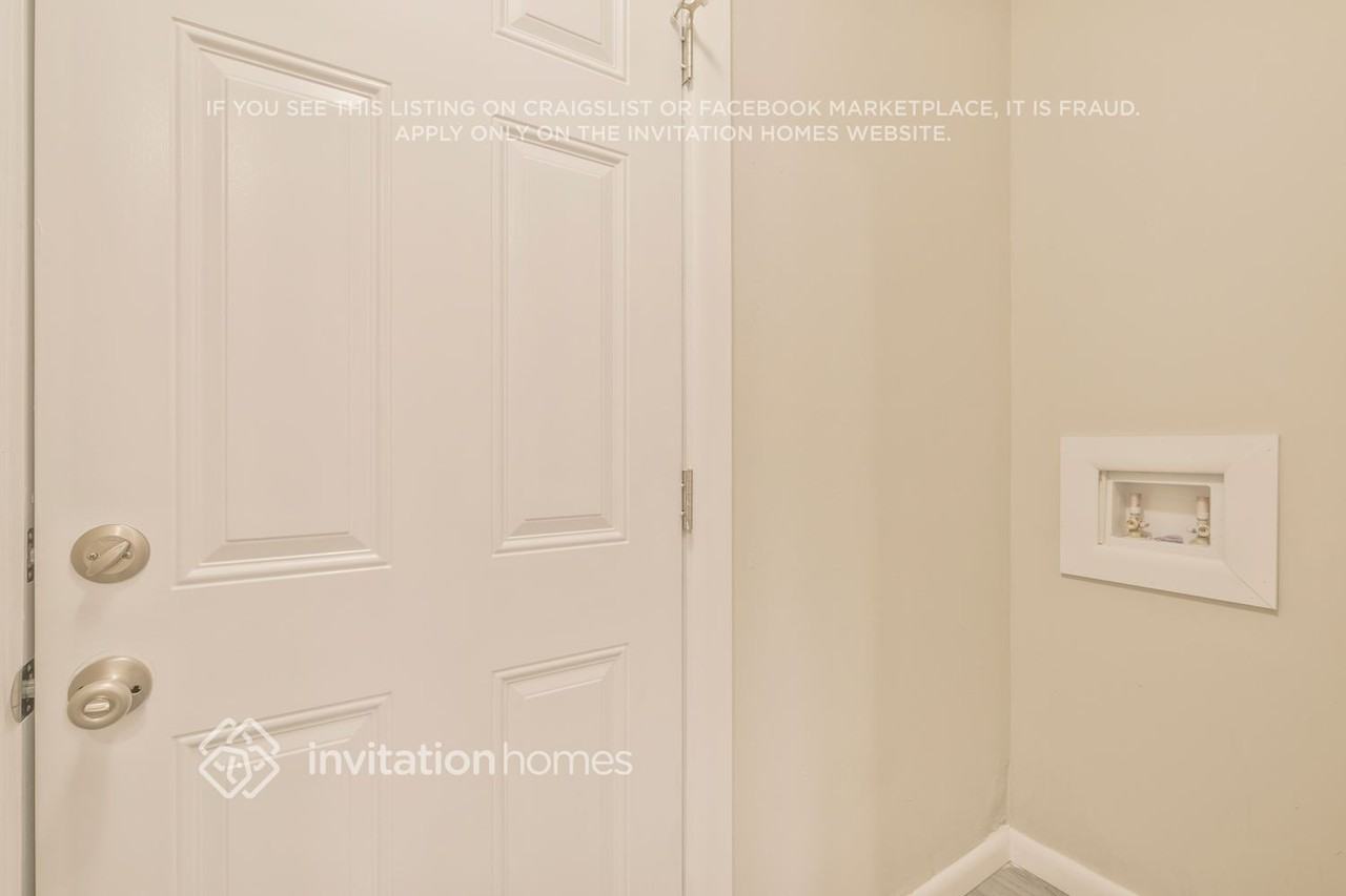 5645 Fiat Ln - Photo 2 of 25