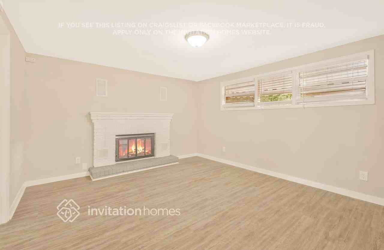 5645 Fiat Ln - Photo 3 of 25