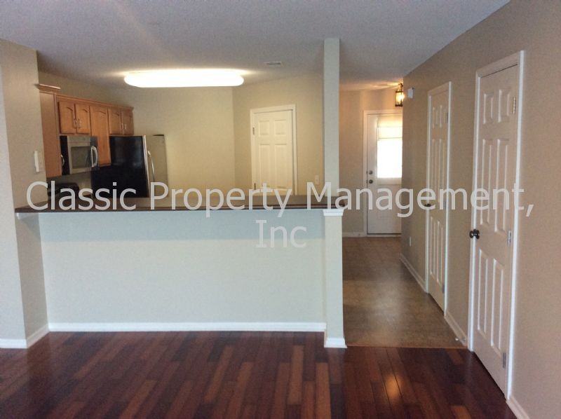 5503 N Fairmount Ave - Photo 2 of 10