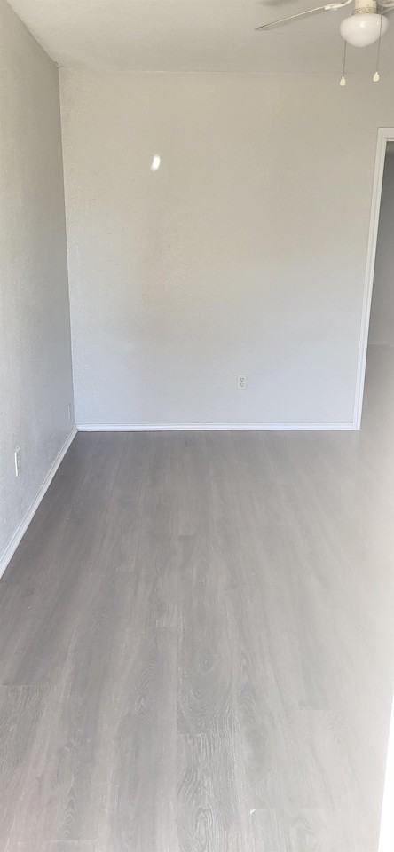 106 West Hoover Avenue - Photo 3 of 5