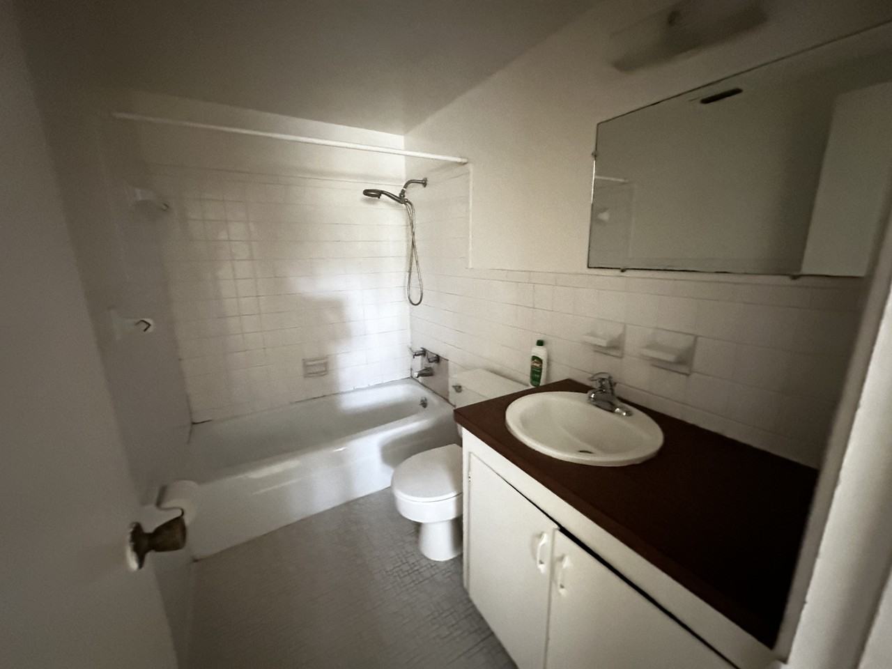 1315 SE Silver Springs Pl - Photo 3 of 4