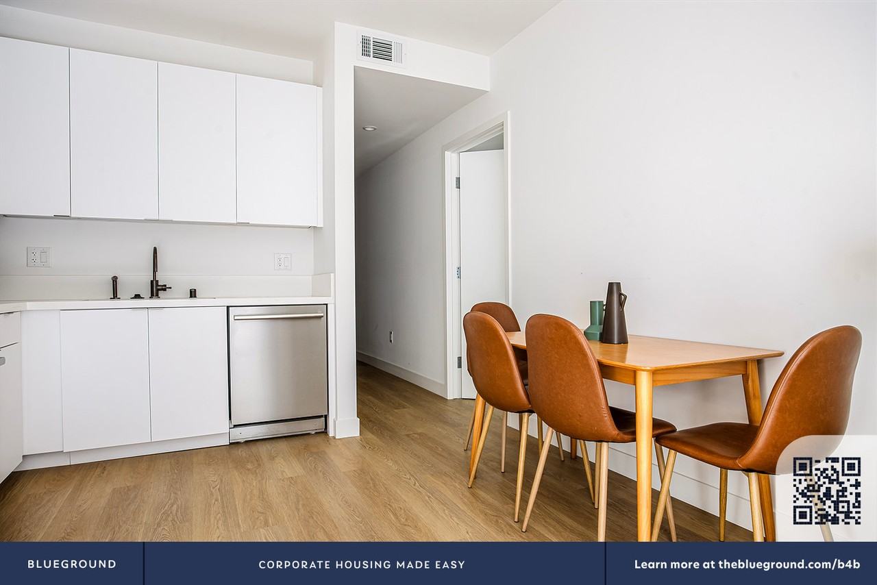 1130 North Orange Drive - Photo 6 of 29