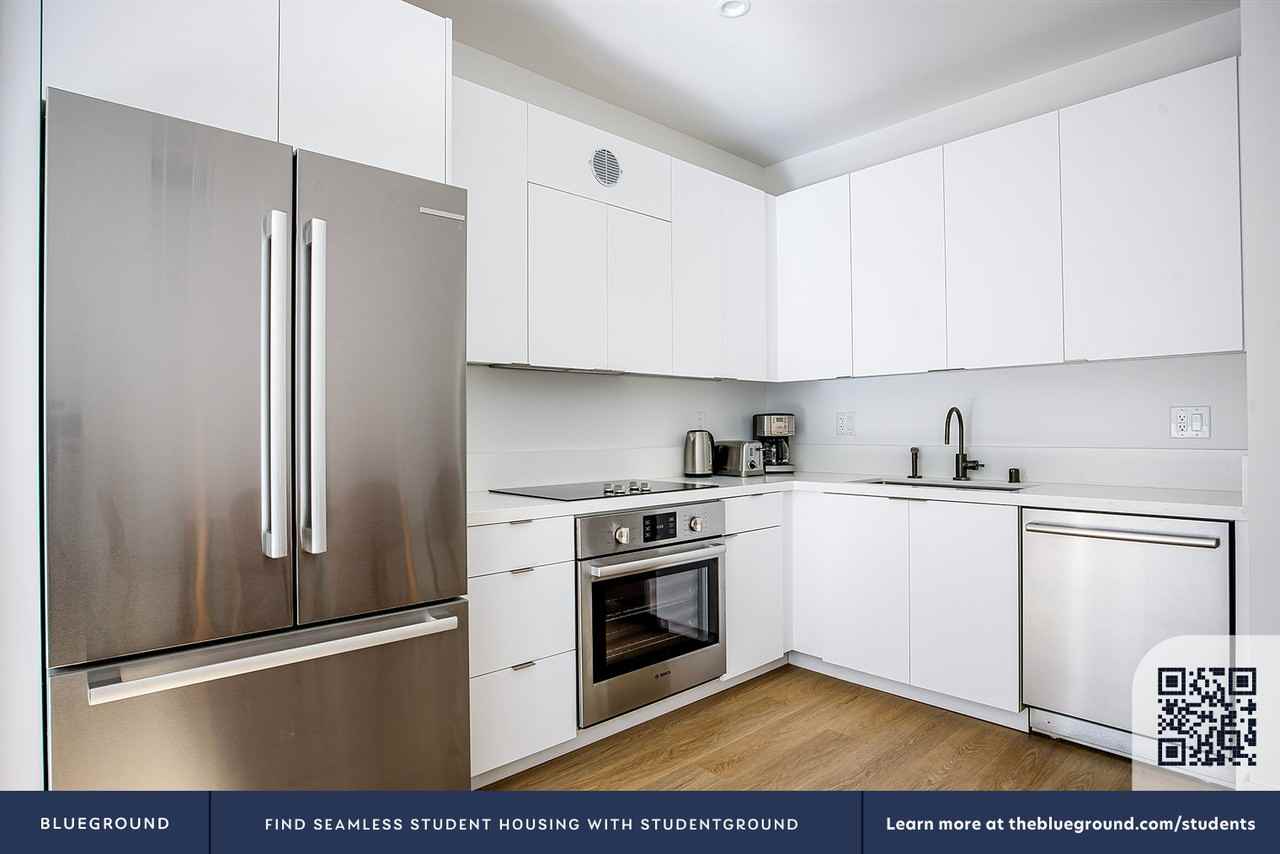 1130 North Orange Drive - Photo 7 of 29