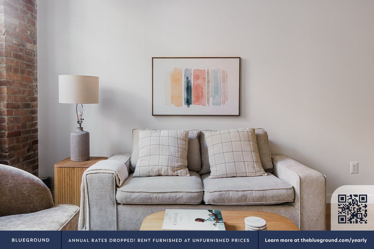 10 Saint Marks Place - Photo 3 of 22