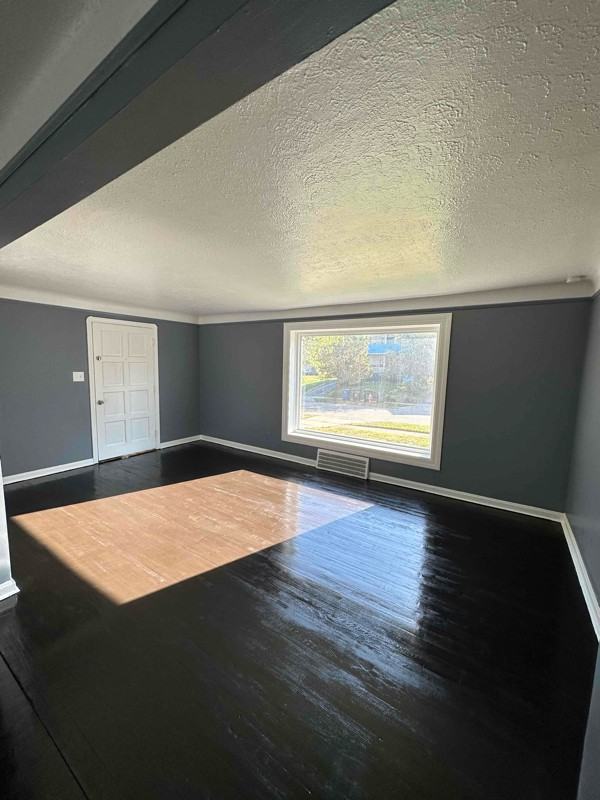 950 Helmsdale Rd #DOWN - Photo 6 of 9