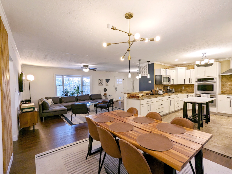 3744 Browntown Rd - Photo 6 of 20