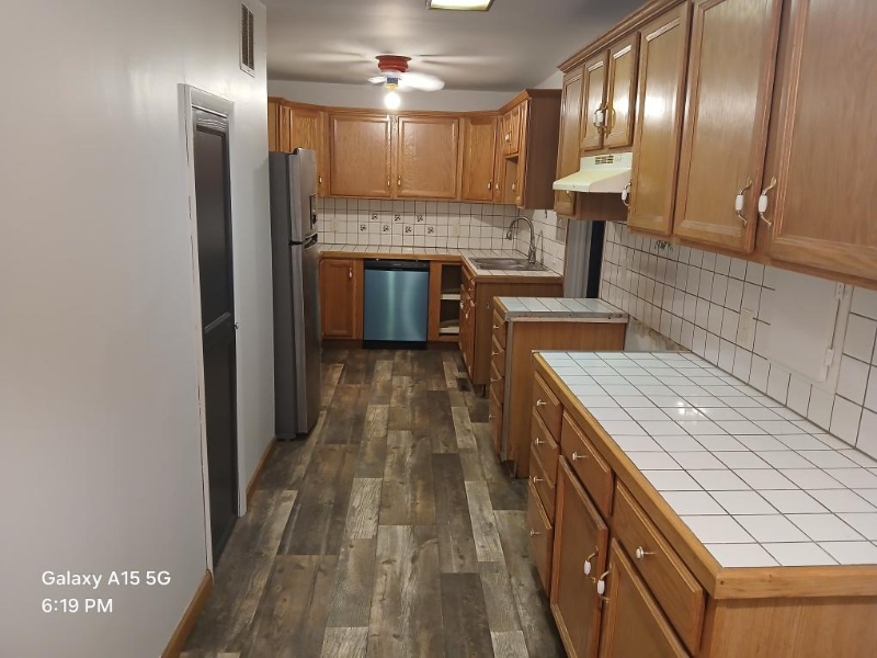 1418 Finney Ave - Photo 3 of 9