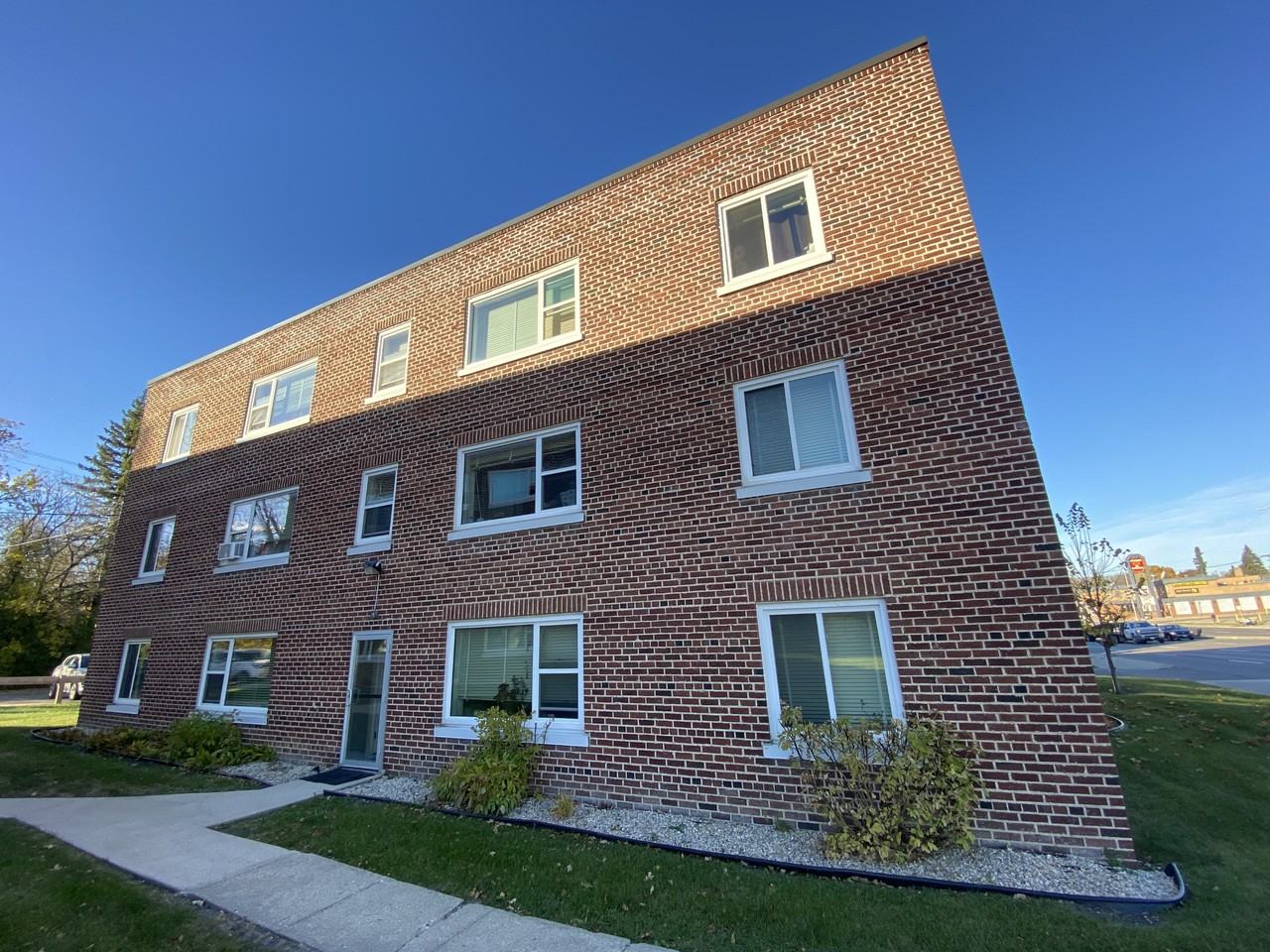 Hartman - Photo 3 of 19