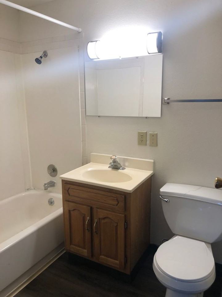 1440 Dakota Dr. N. - Photo 6 of 25