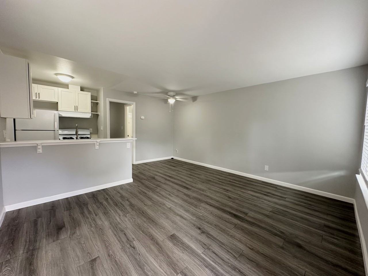630 N Van Buren - Photo 6 of 20