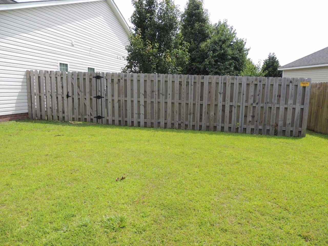 120 Blackheath Dr - Photo 3 of 37