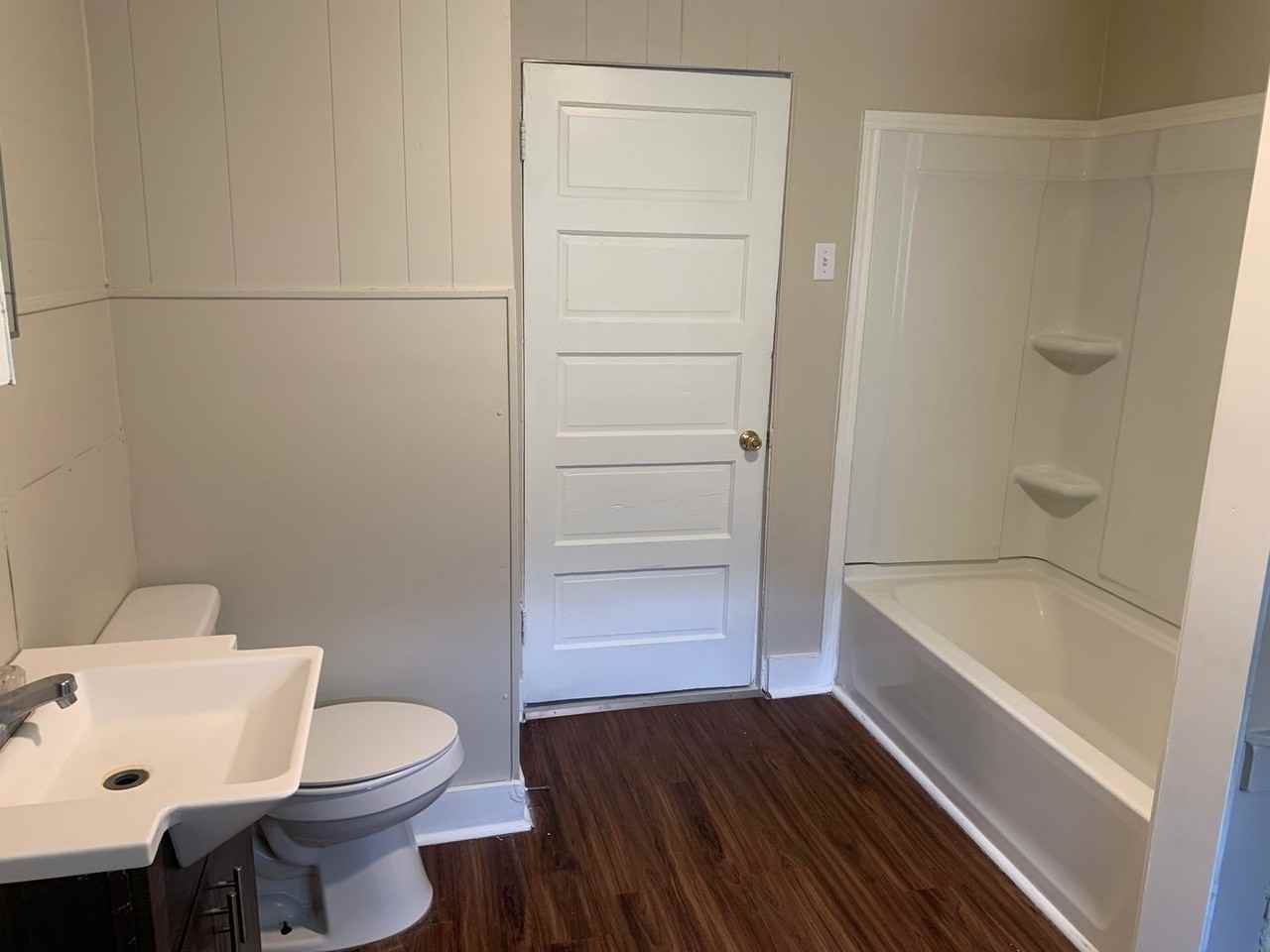 3829 Debra Ln - Photo 7 of 9