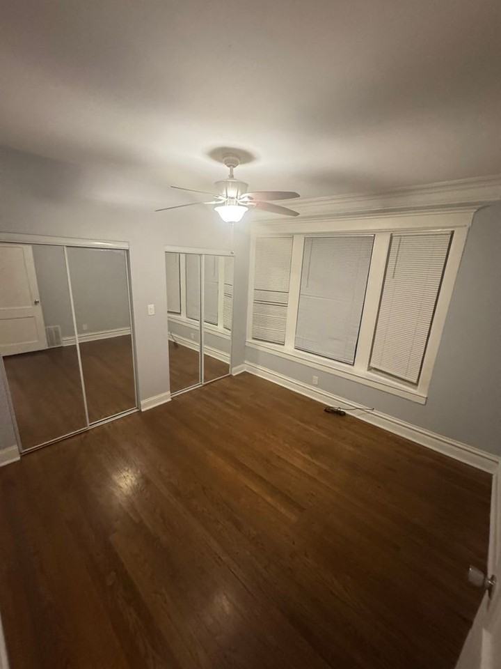 6149-6151 S Evans Avenue - Photo 4 of 19