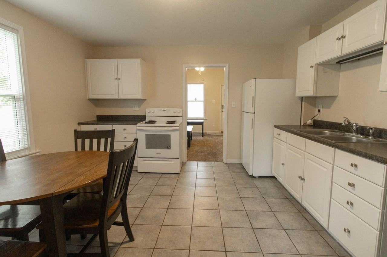 604 N 7th St - Photo 2 of 18