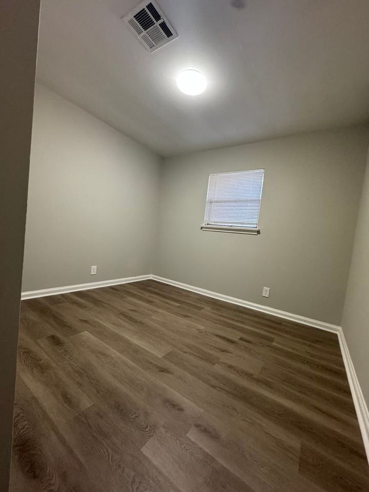 133 Salem Dr - Photo 5 of 11