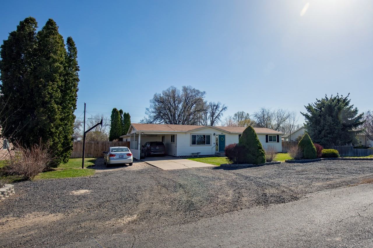 425 5th Ave W #NA - Photo 2 of 29