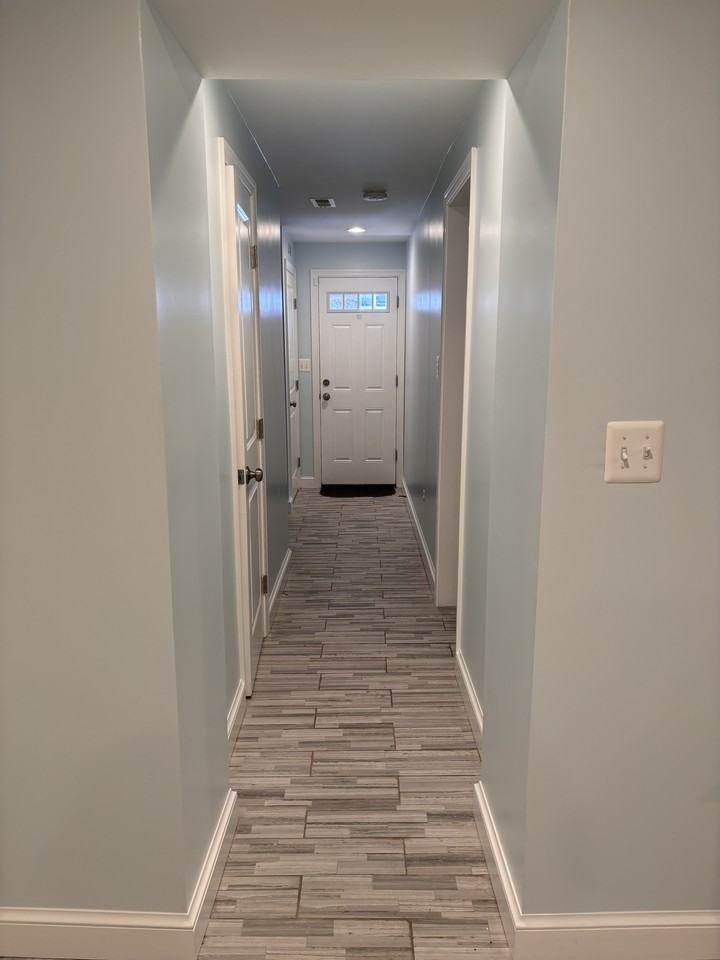 537 21st St Ne #NA - Photo 2 of 16