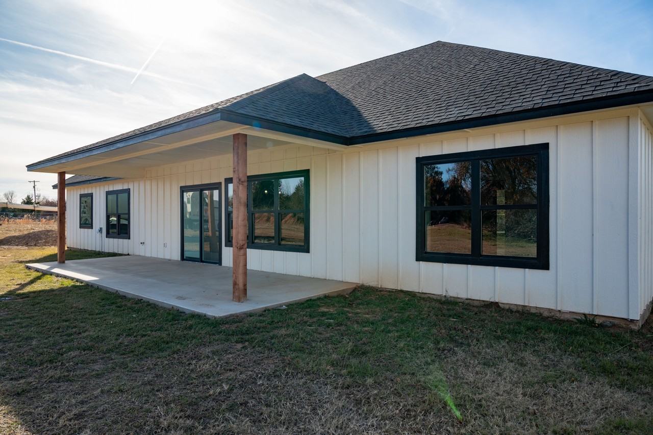 5908 Denver #NA - Photo 2 of 14