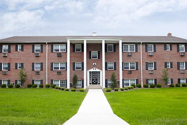 Goshen Manor - Photo 2 of 6