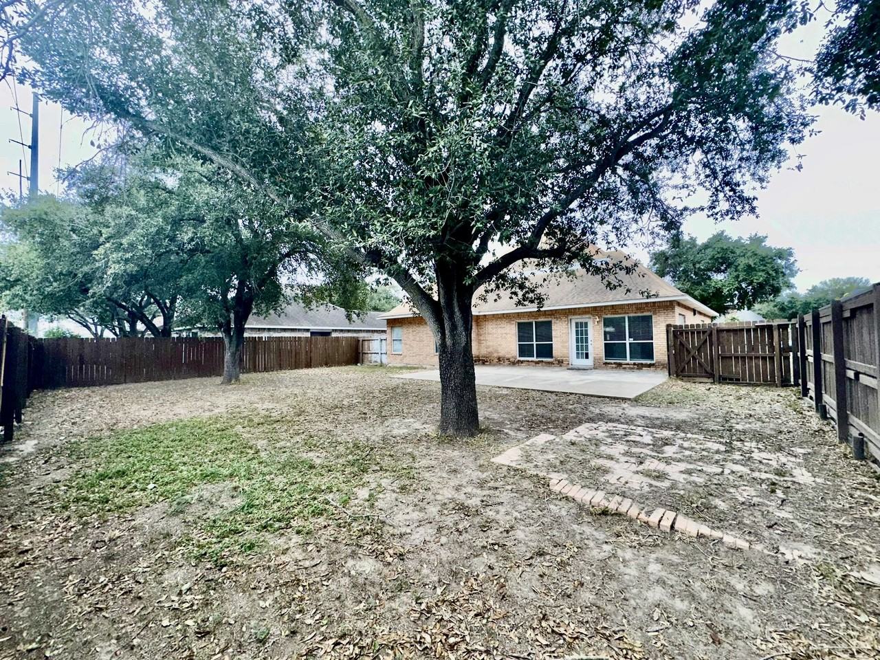 2109 Umar Ave #NA - Photo 5 of 21