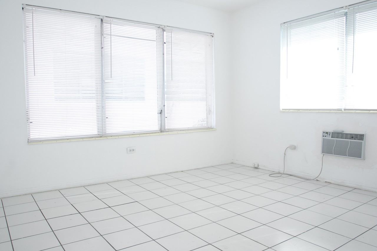 9056 Collins Ave #28 - Photo 6 of 17