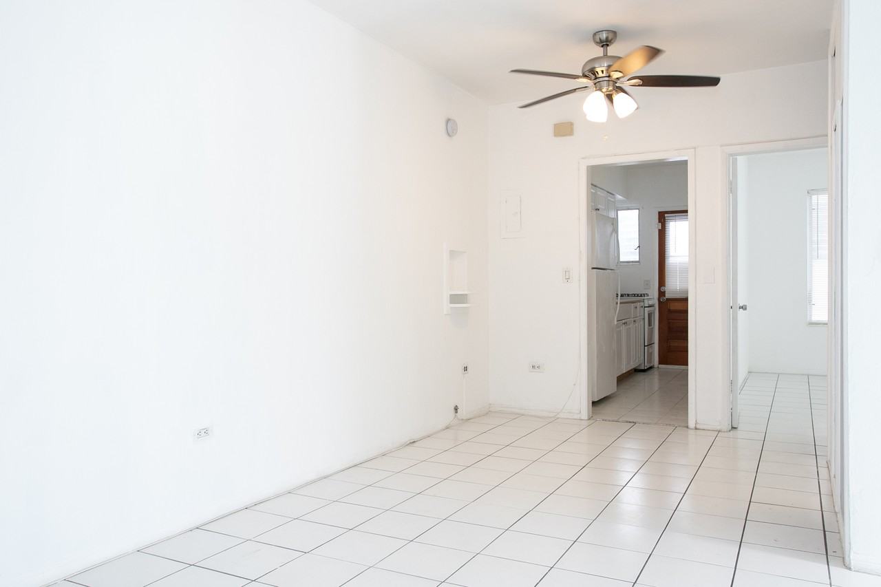 9056 Collins Ave #28 - Photo 7 of 17