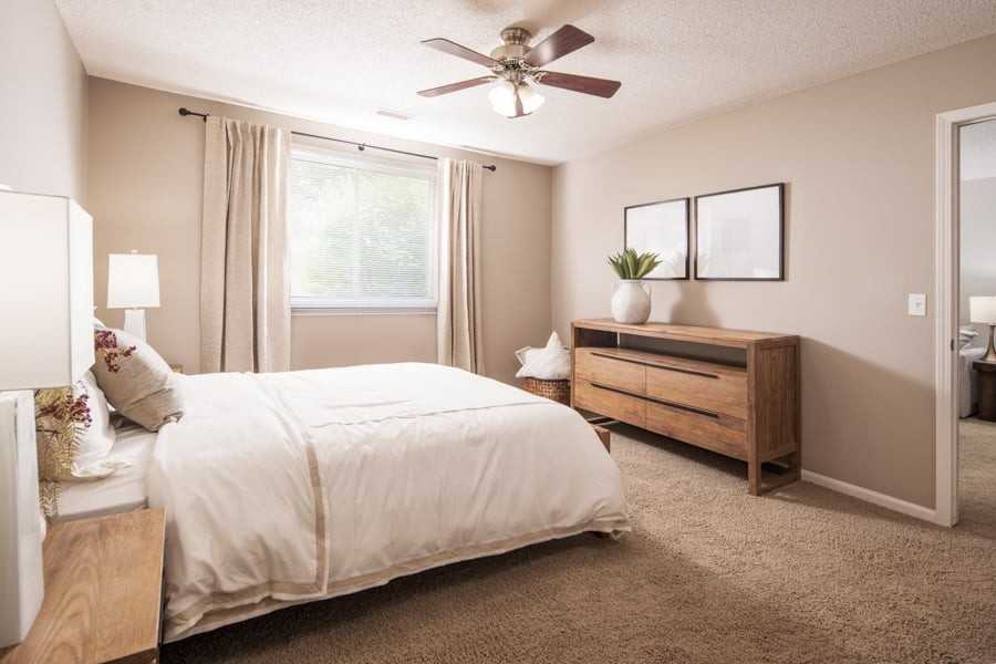 Windsor Square by Broadmoor - Photo 6 of 9