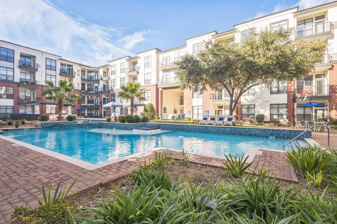 The Atlantic Memorial - Photo 3 of 28