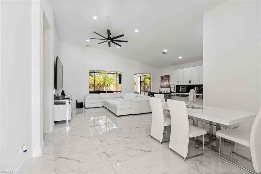 239 Glen Eagle Circle - Photo 4 of 33