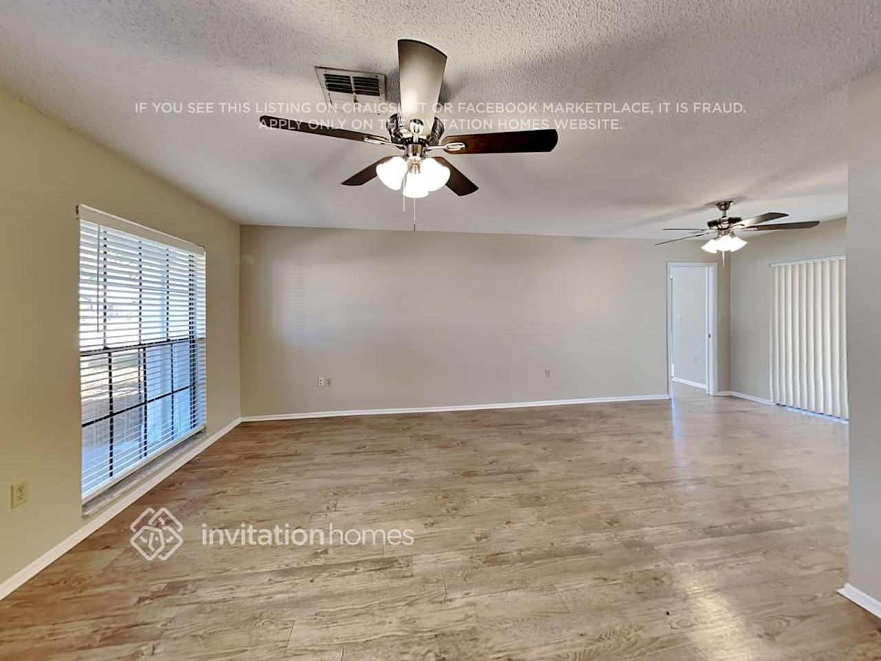 13407 Shadberry Ln - Photo 3 of 20