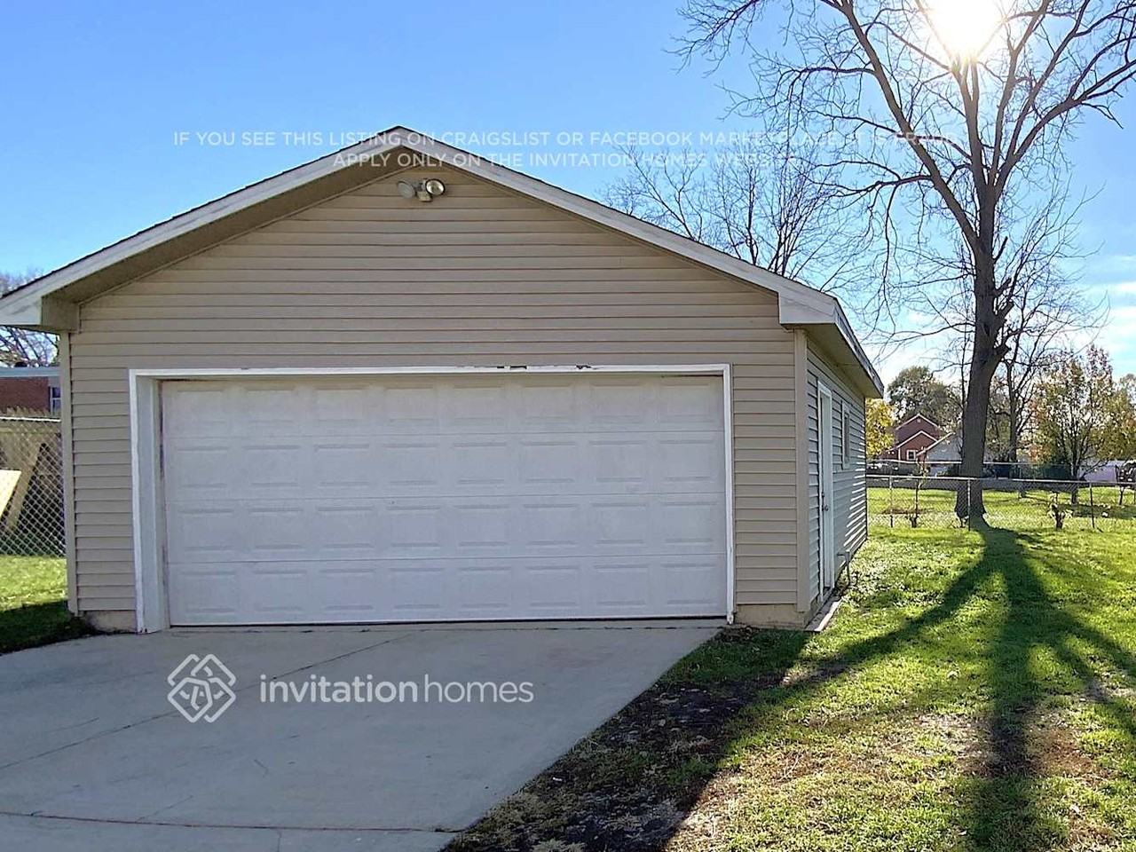 783 E Galena Blvd - Photo 2 of 16