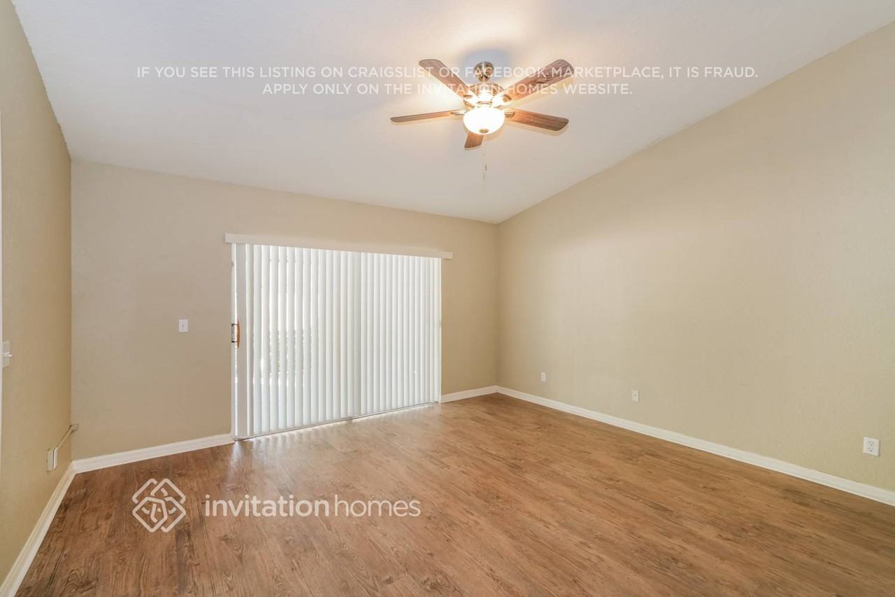 9611 Wydella St - Photo 3 of 11