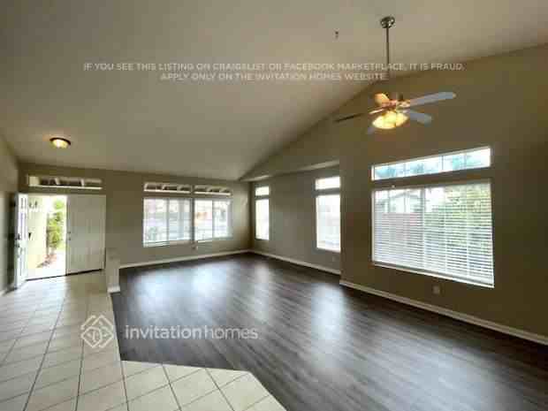 24419 Chaps Cir - Photo 2 of 16