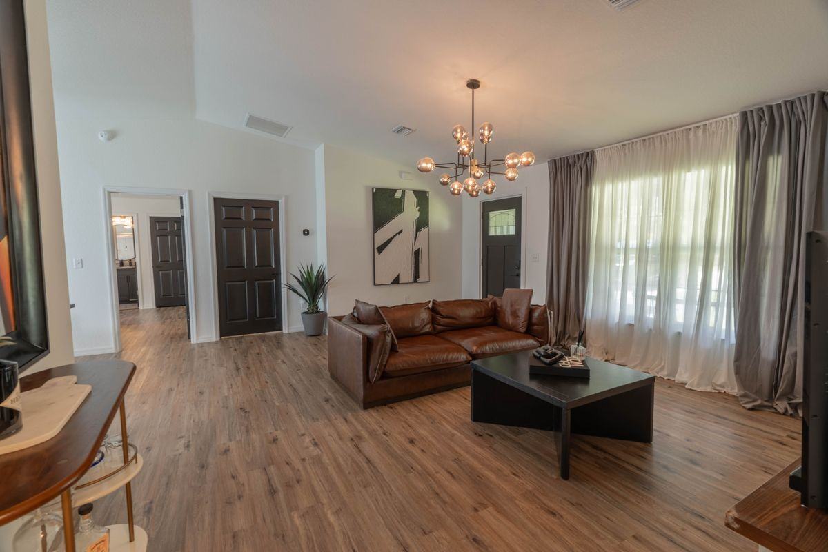 1641 Sw 31st Ave - Photo 6 of 18