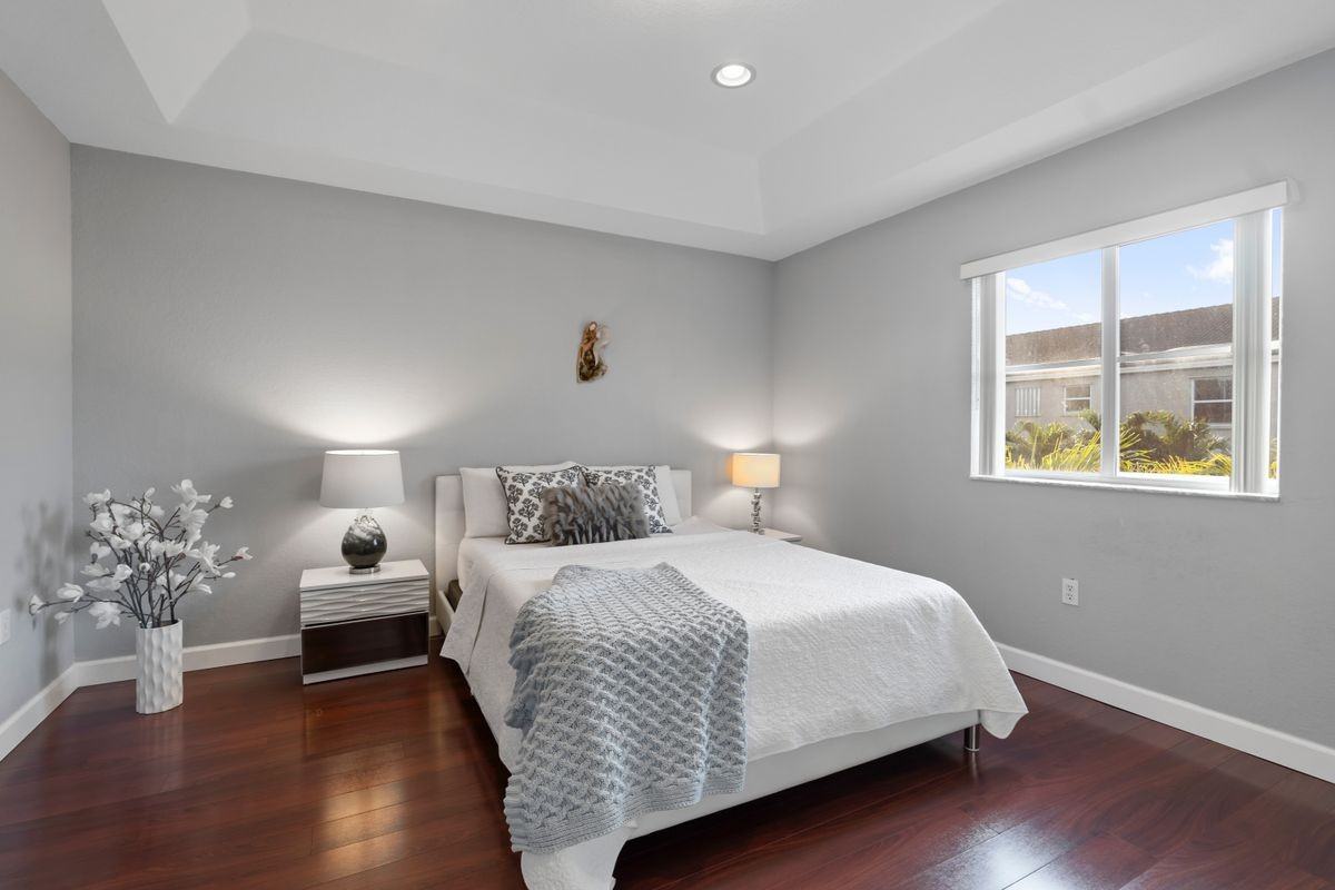 8888 Sw 223rd Ter - Photo 2 of 10