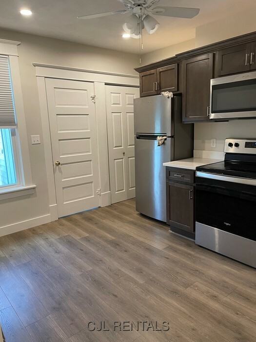 125 Woerd Ave - Photo 3 of 21