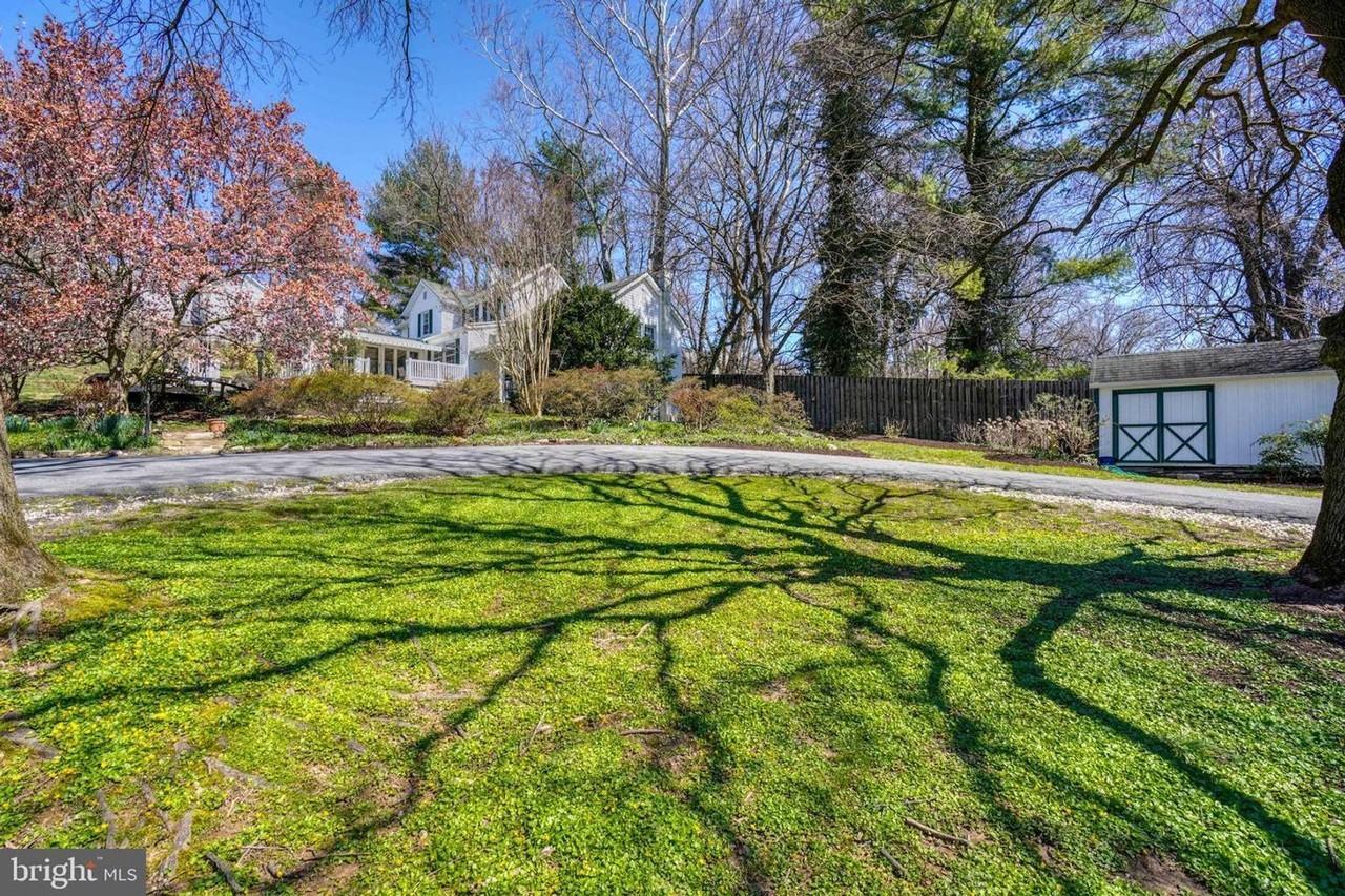 1300 Walnut Hill Ln - Photo 3 of 24