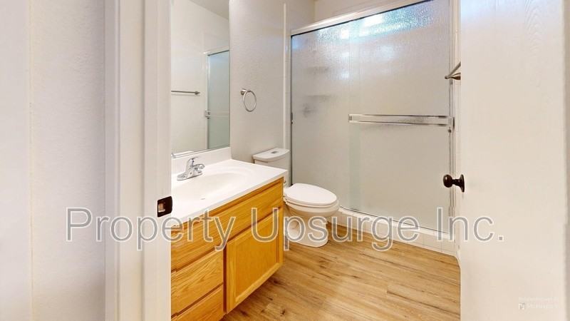 2741 Gilmore Ln - Photo 3 of 13