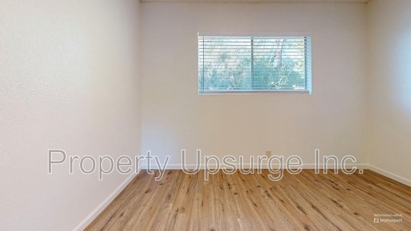 2741 Gilmore Ln - Photo 6 of 13