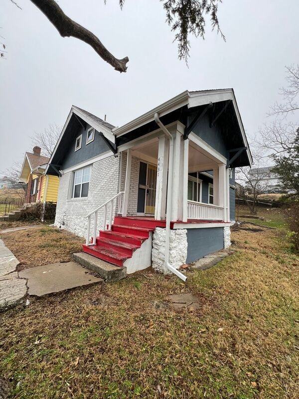 4431 Agnes Ave - Photo 2 of 23