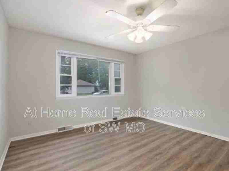 2013 N Fairway Ave - Photo 6 of 9