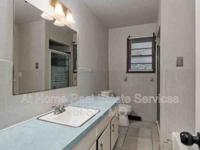 2013 N Fairway Ave - Photo 7 of 9