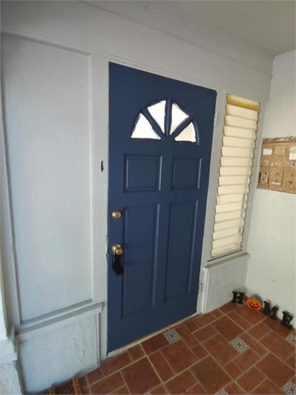 940 6th St N - Photo 3 of 13