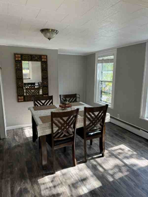 105 E Hamilton St - Photo 3 of 12