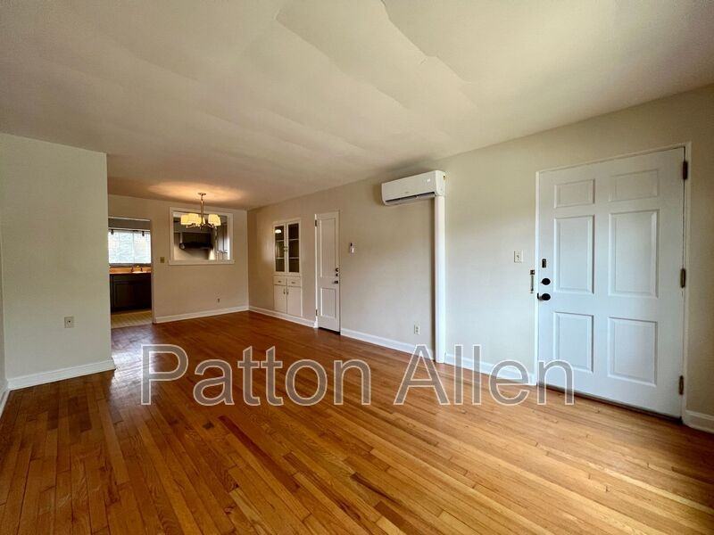 240 Kimberly Ave #1 - Photo 7 of 21